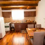 Attic Flat At San Giacomo Square-corfu Town Apartament *