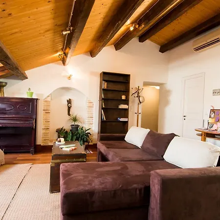 דירה Attic Flat At San Giacomo Square-corfu Town